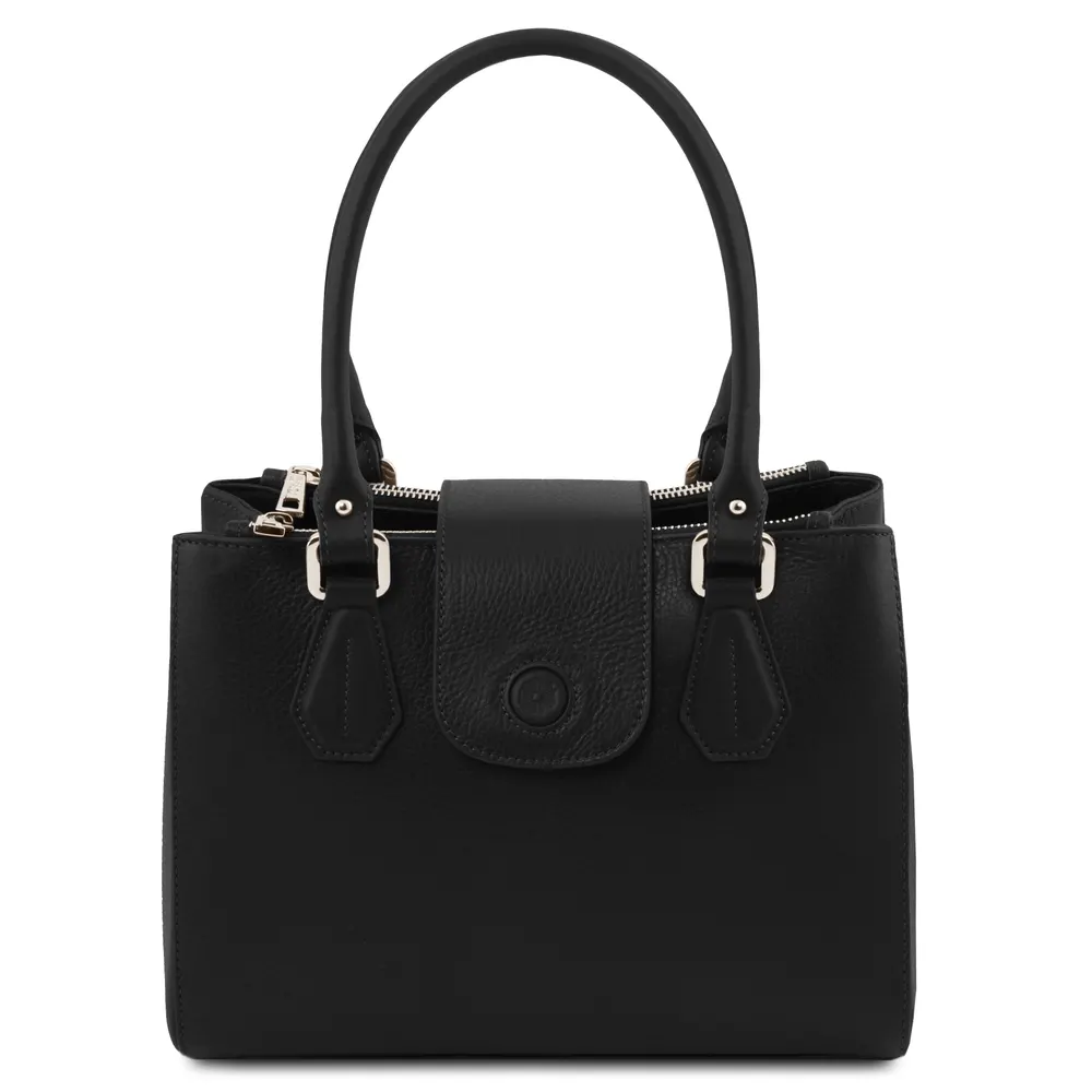 Fiordaliso Leather handbag