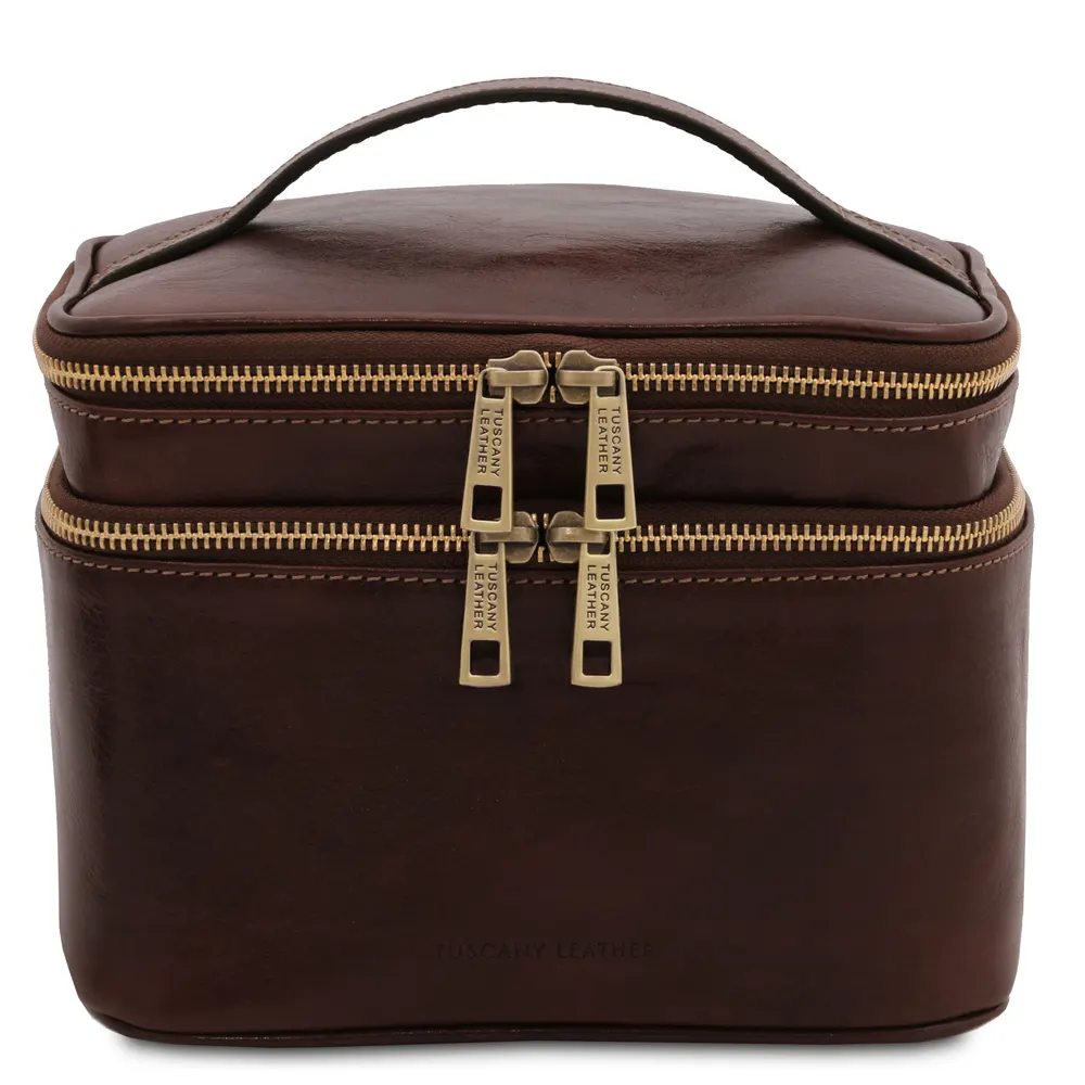Eliot Leather toiletry bag